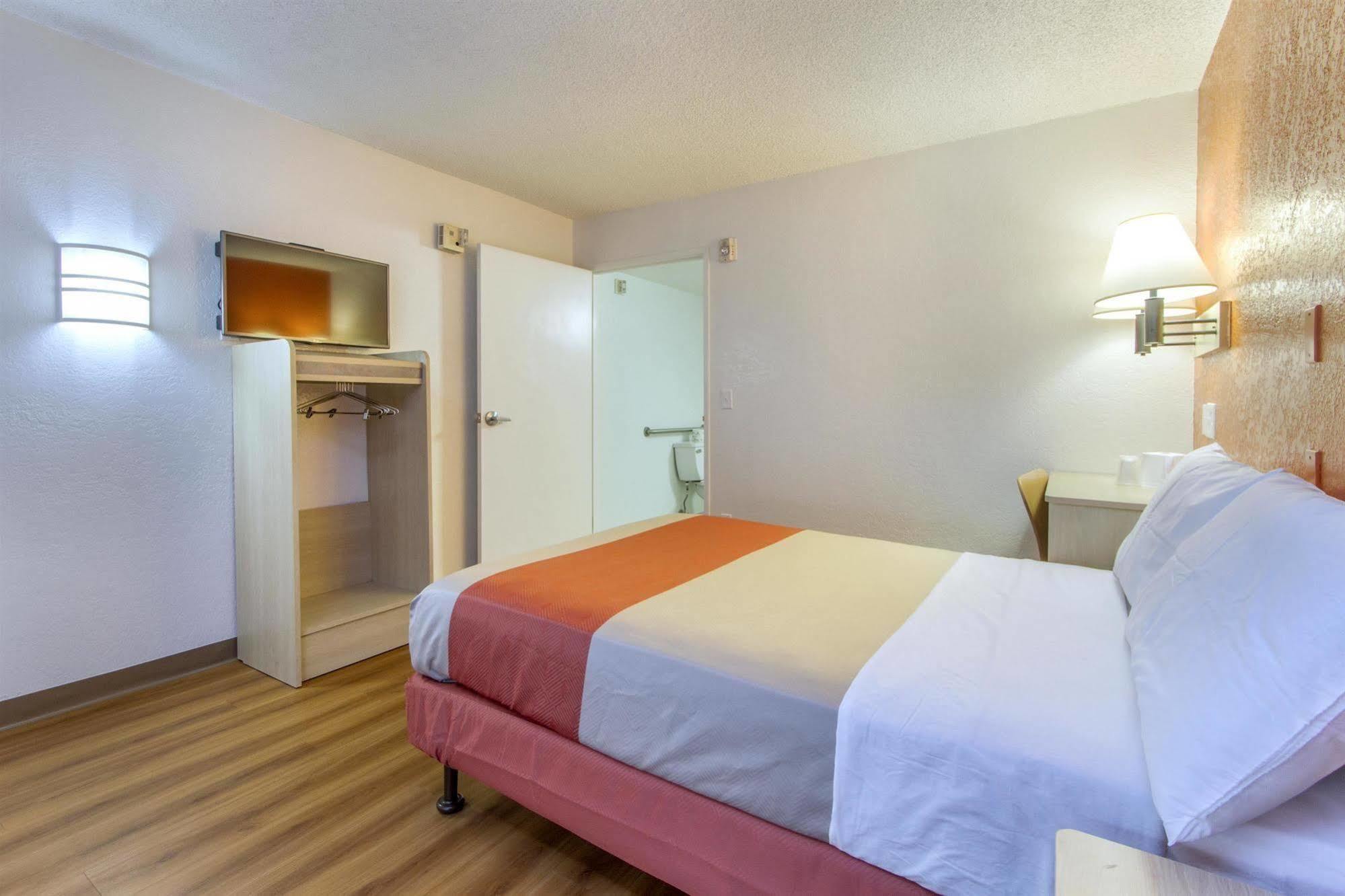 Phoenix Inn Exteriér fotografie